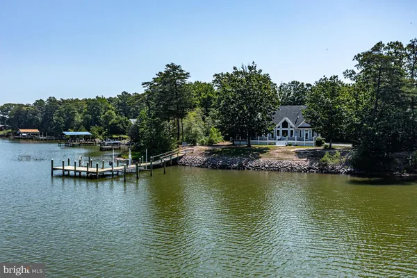 $1,199,000 | 392 Laurel Lane, Heathsville, VA 22473