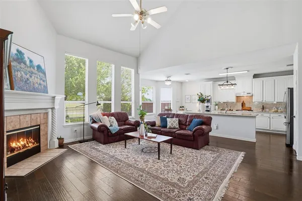 $599,000 | 913 Royal Oaks Drive, McKinney, TX 75072