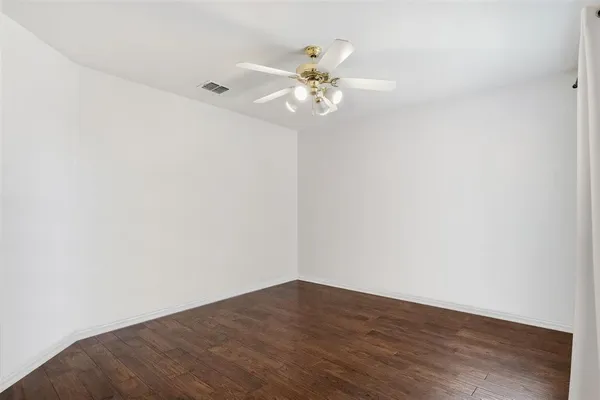 $599,000 | 913 Royal Oaks Drive, McKinney, TX 75072