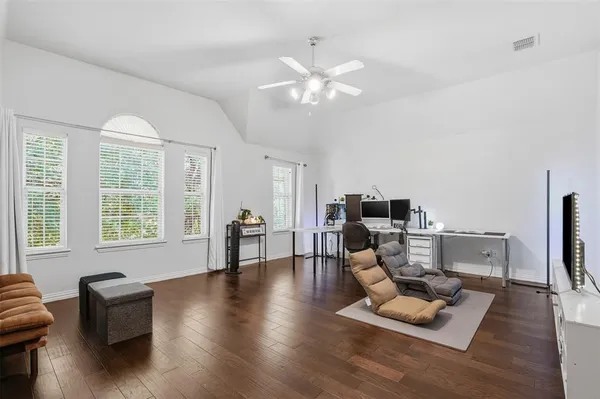 $599,000 | 913 Royal Oaks Drive, McKinney, TX 75072
