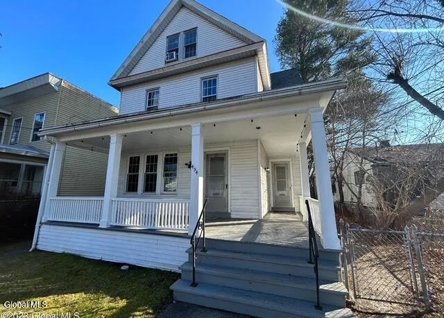 $1,650 | 456 Ontario Street, Unit 2, Albany, NY 12208