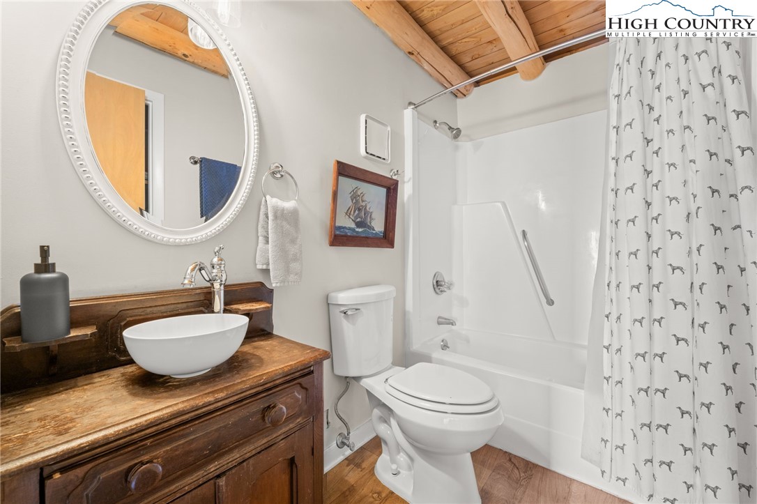 178 Fox Run Road Sugar Mountain, NC 28604 - Photo 14 of 46