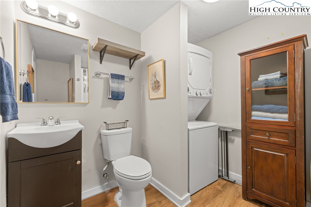 178 Fox Run Road Sugar Mountain, NC 28604 - Photo 27 of 46