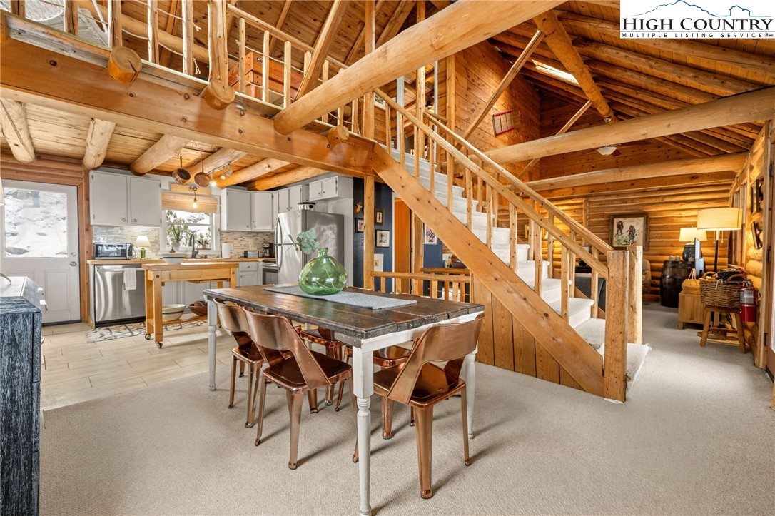 178 Fox Run Road Sugar Mountain, NC 28604 - Photo 8 of 46