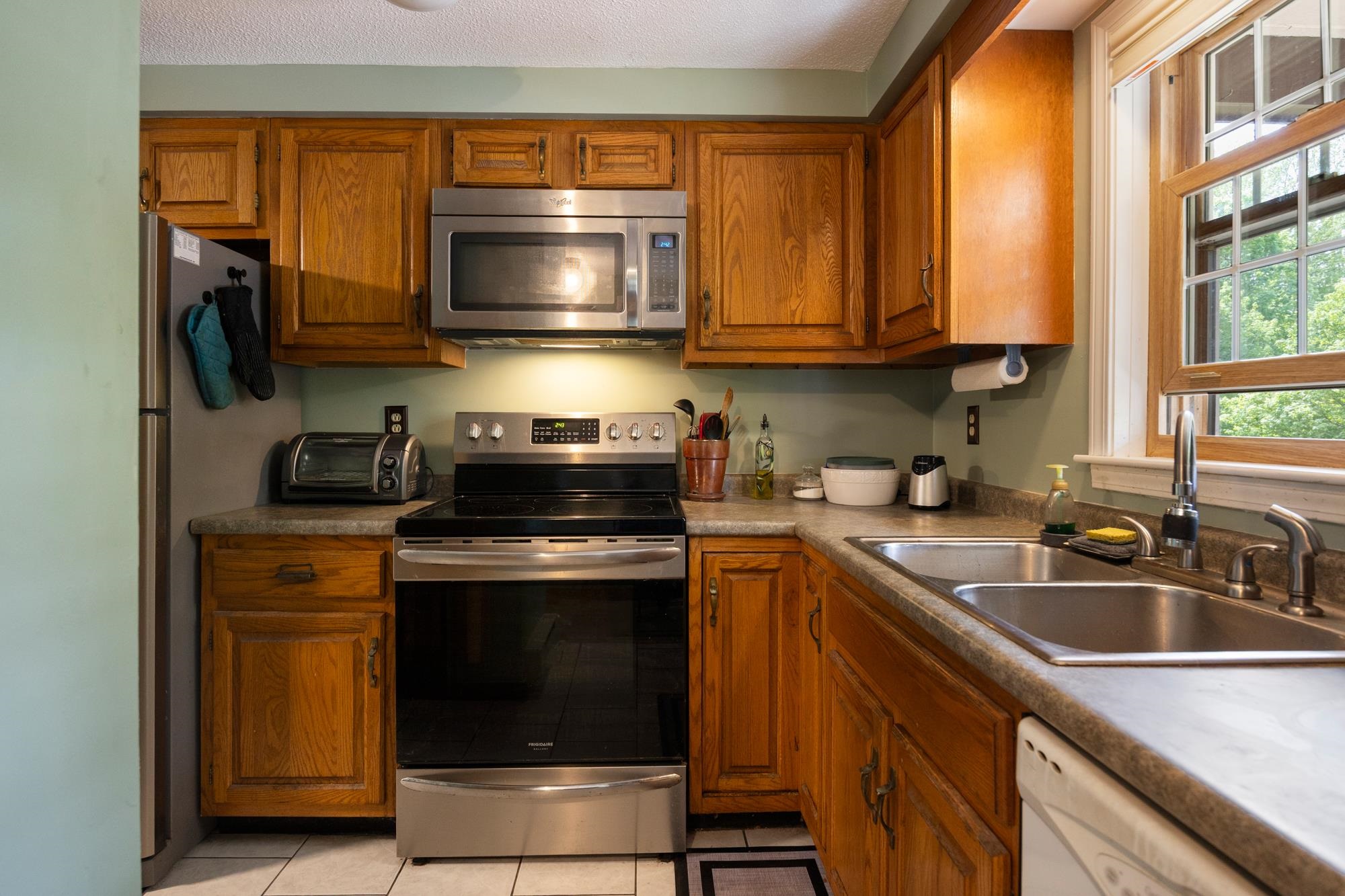 132 Whispering Pines Lane, Unit 1 Colchester, VT 05446 - Photo 8 of 48