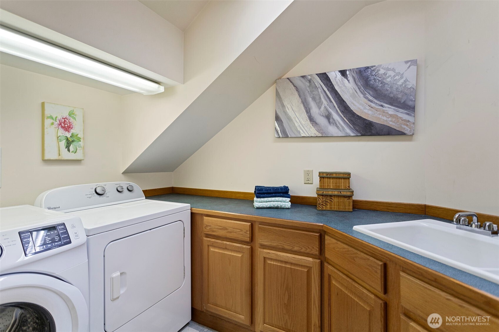 278 Lind Avenue Northwest Renton, WA 98057 - Photo 14 of 40 Gallery Image 14