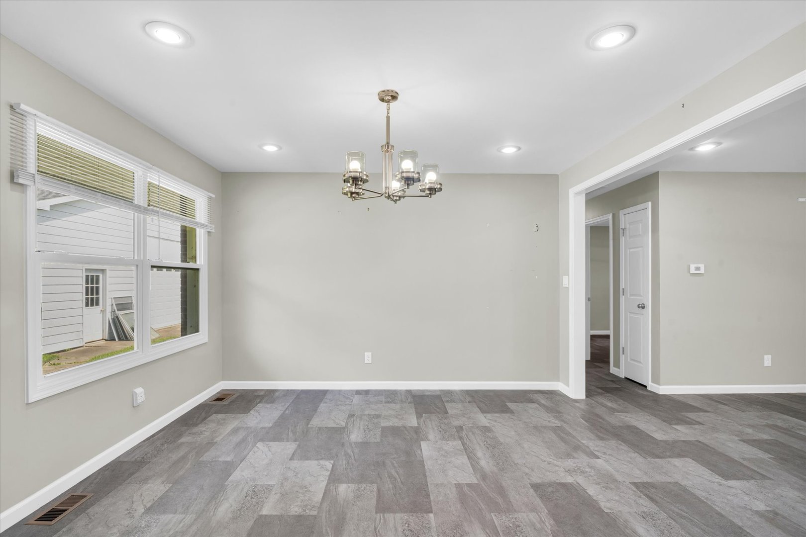 702 North Rising Road Champaign, IL 61822 - Photo 11 of 38 Gallery Image 11