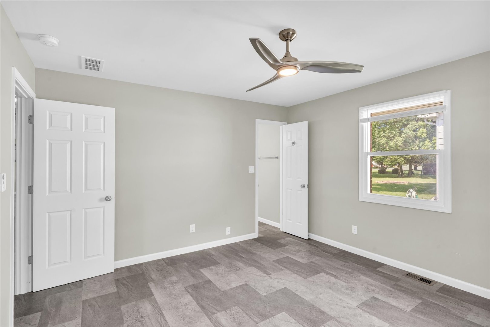 702 North Rising Road Champaign, IL 61822 - Photo 19 of 38 Gallery Image 19