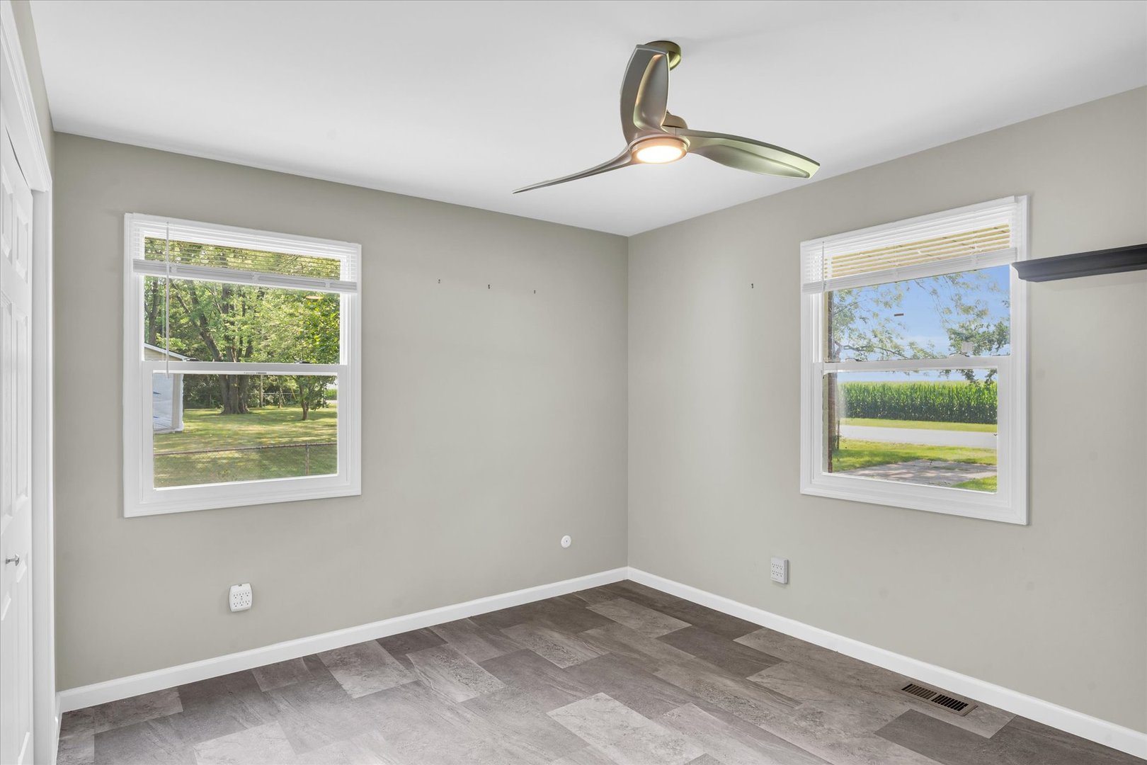 702 North Rising Road Champaign, IL 61822 - Photo 22 of 38 Gallery Image 22