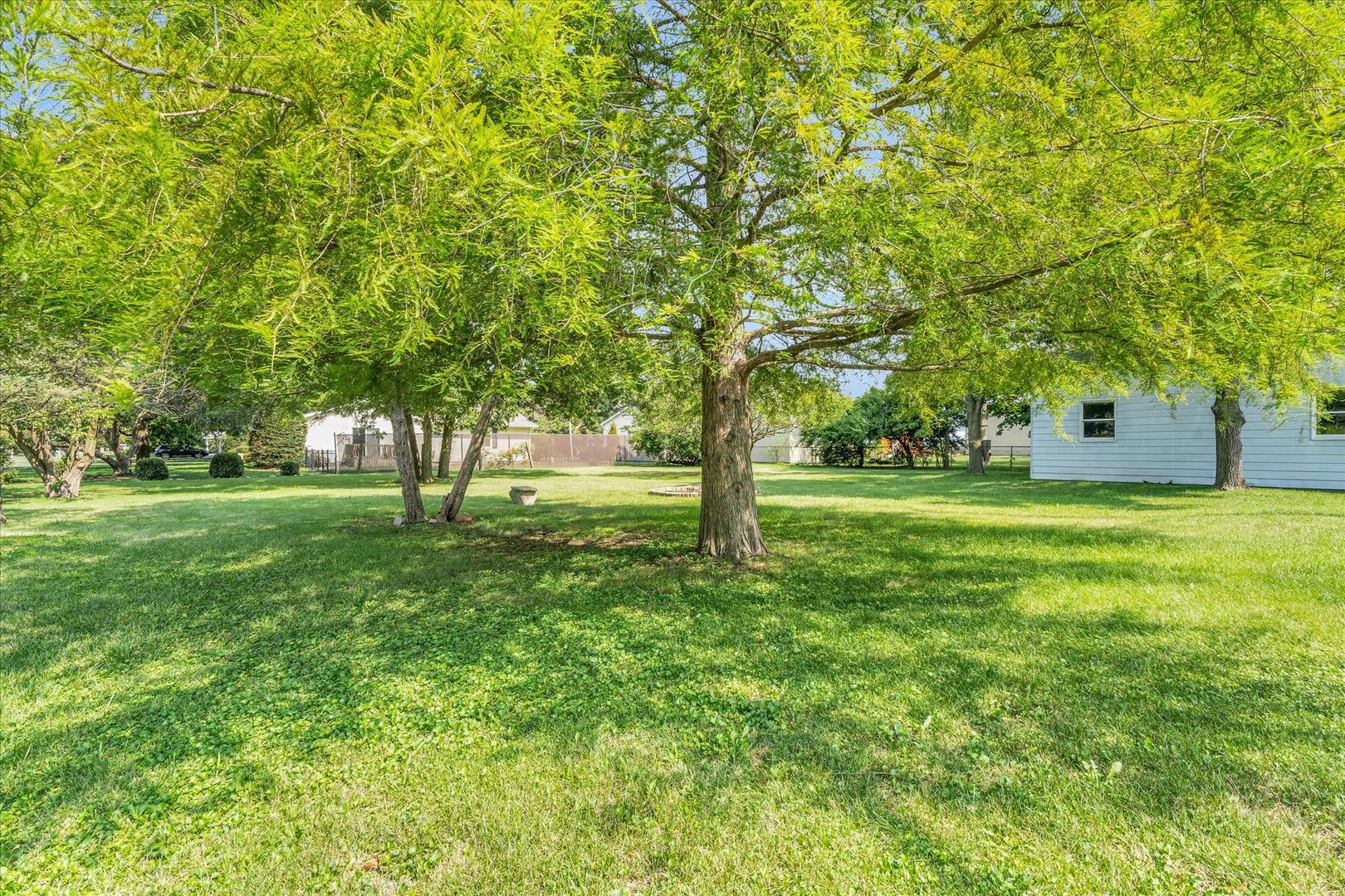 702 North Rising Road Champaign, IL 61822 - Photo 34 of 38 Gallery Image 34