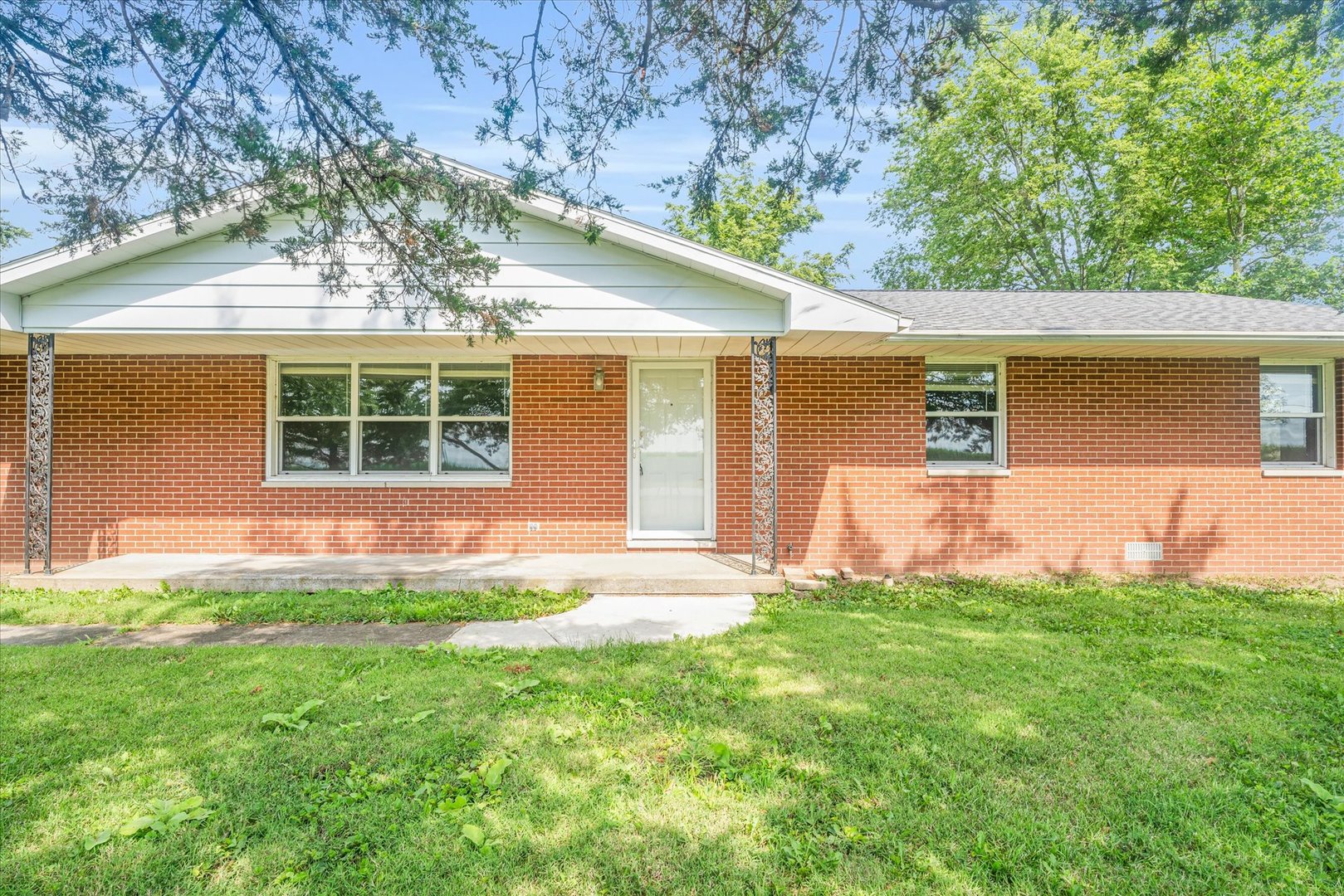 702 North Rising Road Champaign, IL 61822 - Photo 4 of 38 Gallery Image 4
