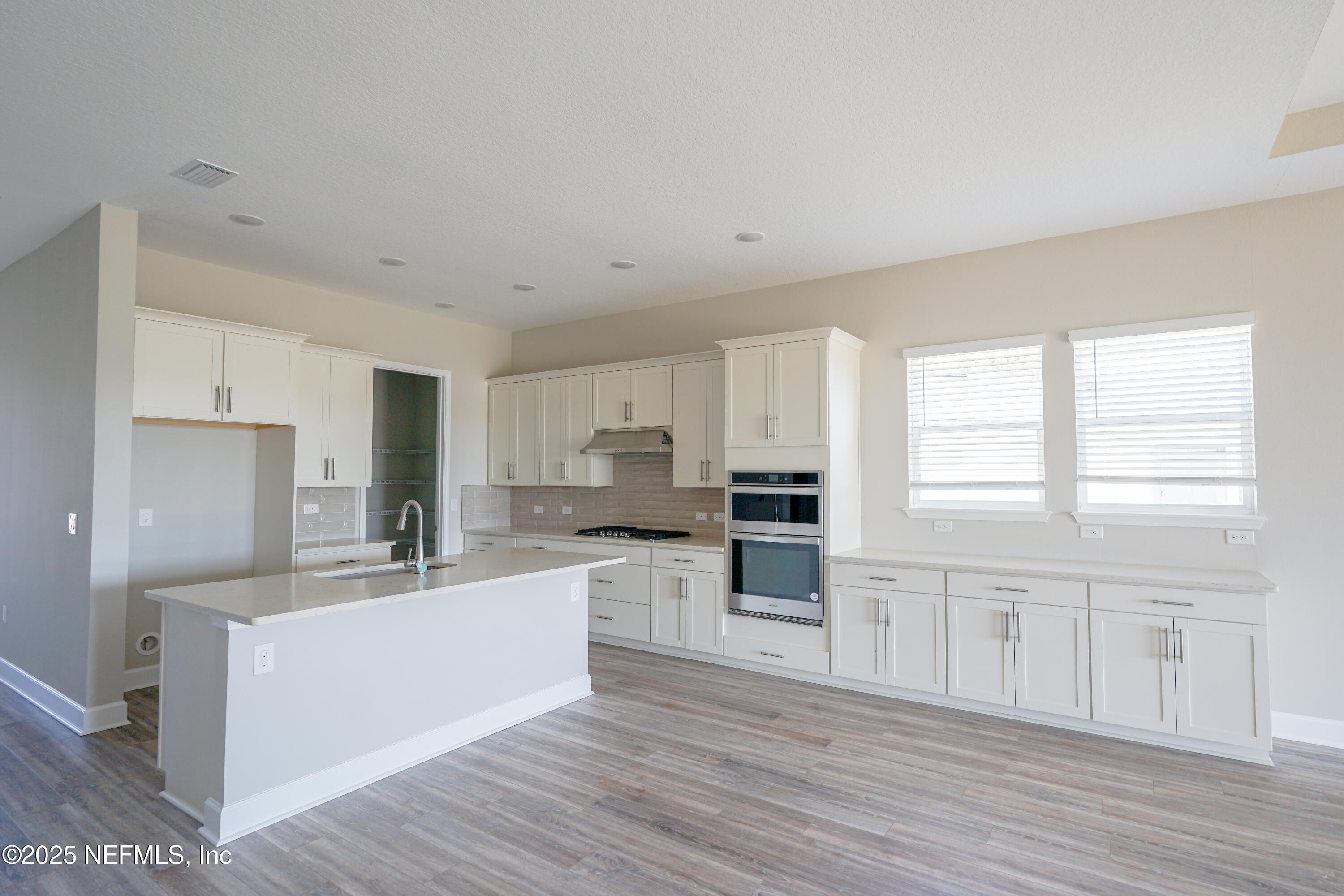 18 Jackson Blue Place Palm Coast, FL 32137 - Photo 4 of 10 #31-Kitchen