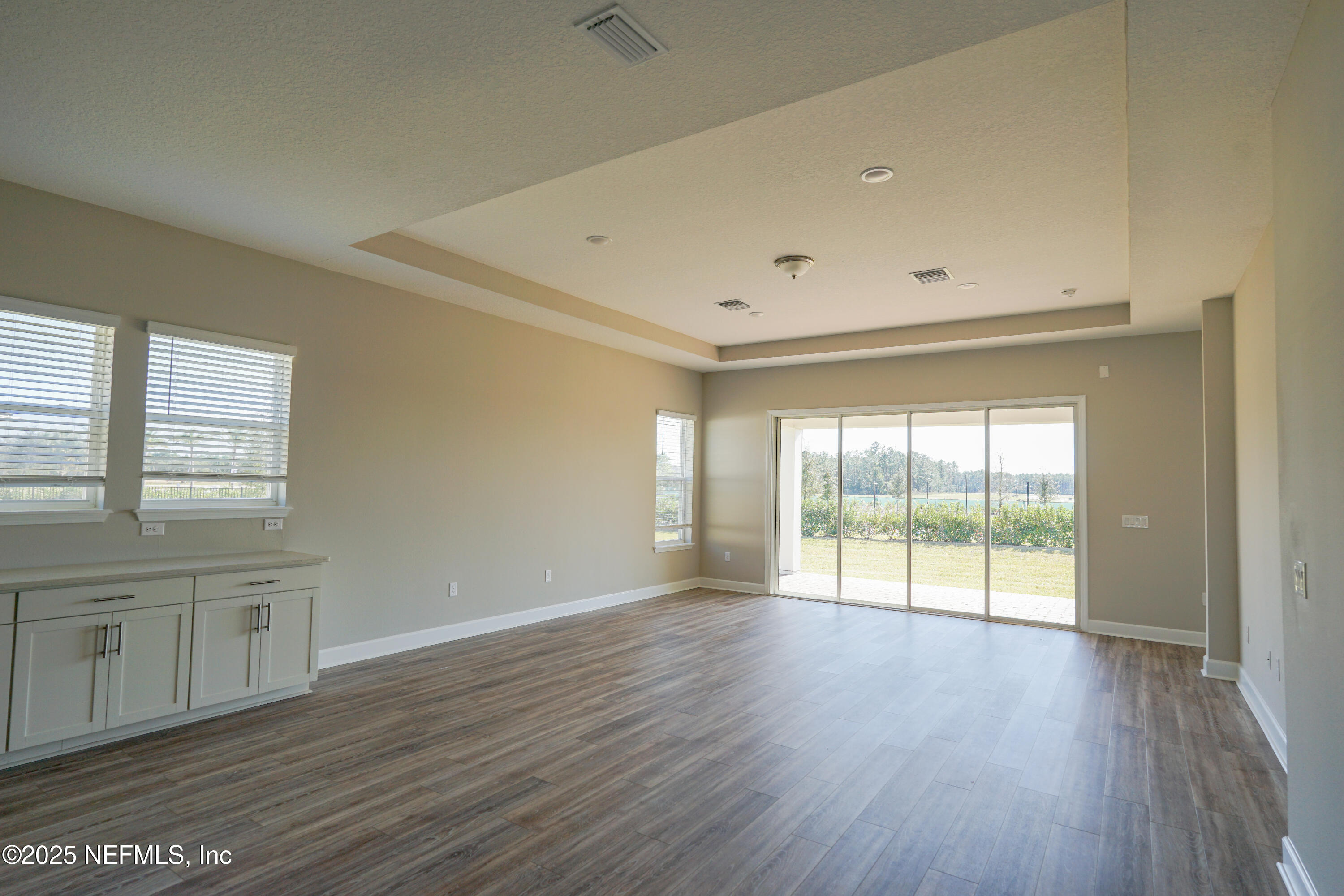 18 Jackson Blue Place Palm Coast, FL 32137 - Photo 5 of 10 #31-Living