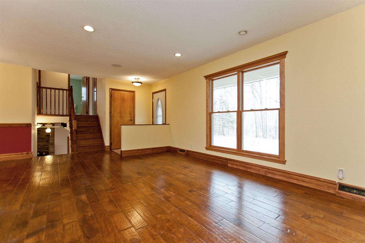 6247 33rd Ave Drive Shellsburg, IA 52332 - Photo 9 of 39 Gallery Image 9