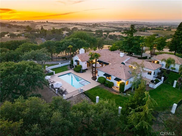 $3,200,000 | 6275 Twin Canyon Lane, Creston, CA 93432