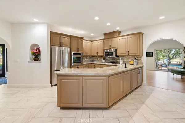 $3,200,000 | 6275 Twin Canyon Lane, Creston, CA 93432