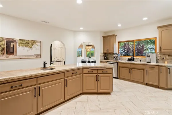 $3,200,000 | 6275 Twin Canyon Lane, Creston, CA 93432