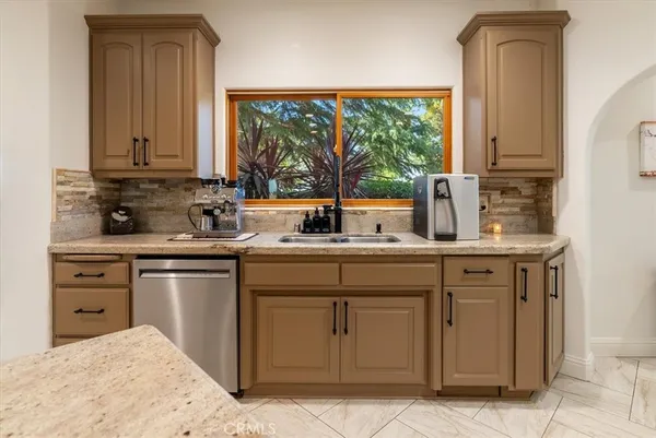 $3,200,000 | 6275 Twin Canyon Lane, Creston, CA 93432