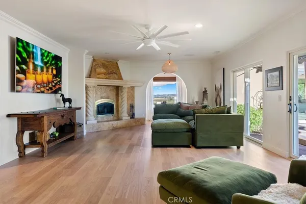 $3,200,000 | 6275 Twin Canyon Lane, Creston, CA 93432