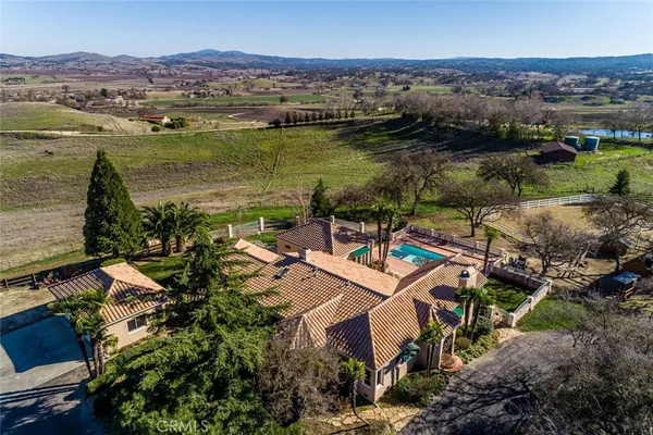 $3,200,000 | 6275 Twin Canyon Lane, Creston, CA 93432
