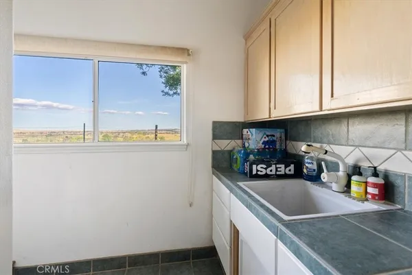 $3,200,000 | 6275 Twin Canyon Lane, Creston, CA 93432