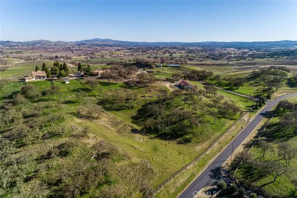 $3,200,000 | 6275 Twin Canyon Lane, Creston, CA 93432