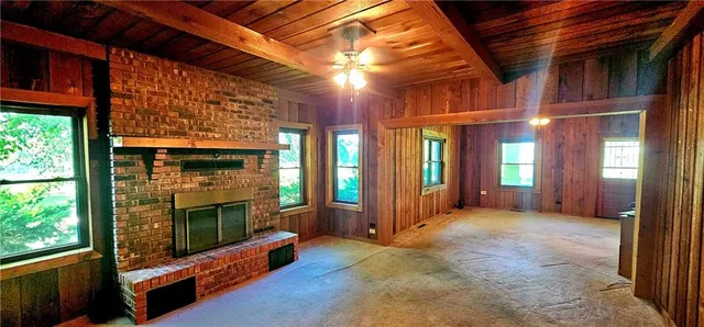 $150,000 | 9100 Woodson Road, Oswego, KS 67356