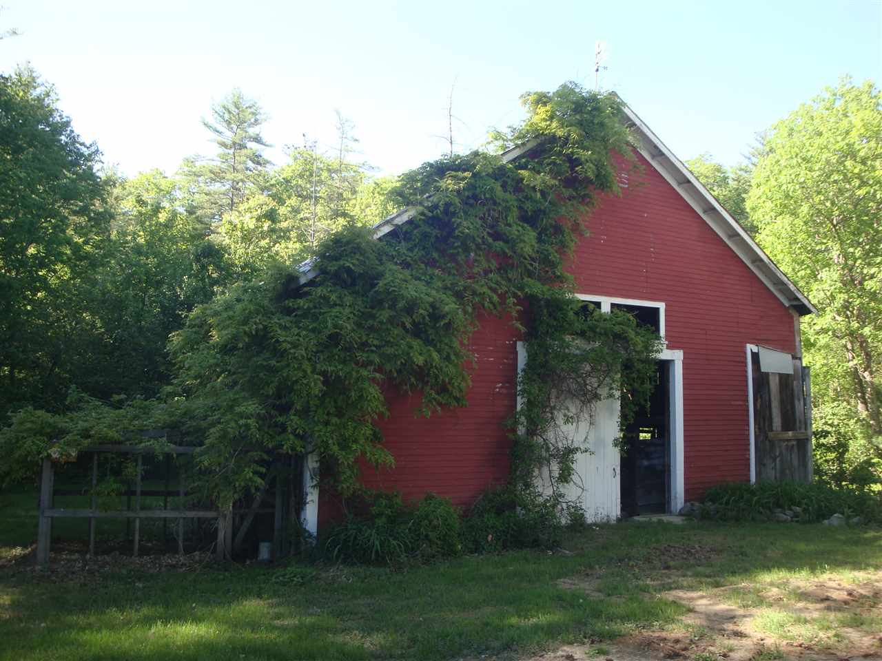 150 Barron Road Bristol, NH 03222 - Photo 6 of 31