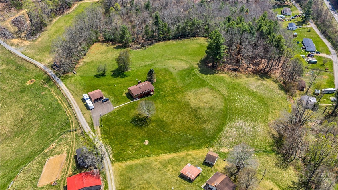 294 Old Ridge Road Crumpler, NC 28617 - Photo 7 of 37