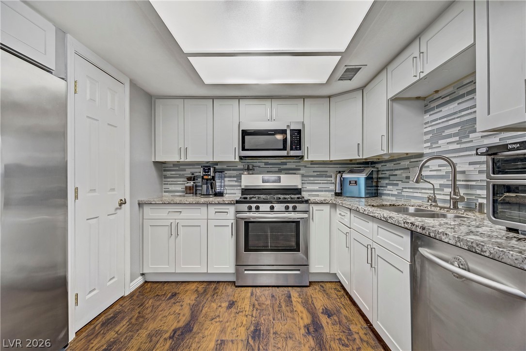 234 Denver Way Henderson, NV 89015 - Photo 12 of 54