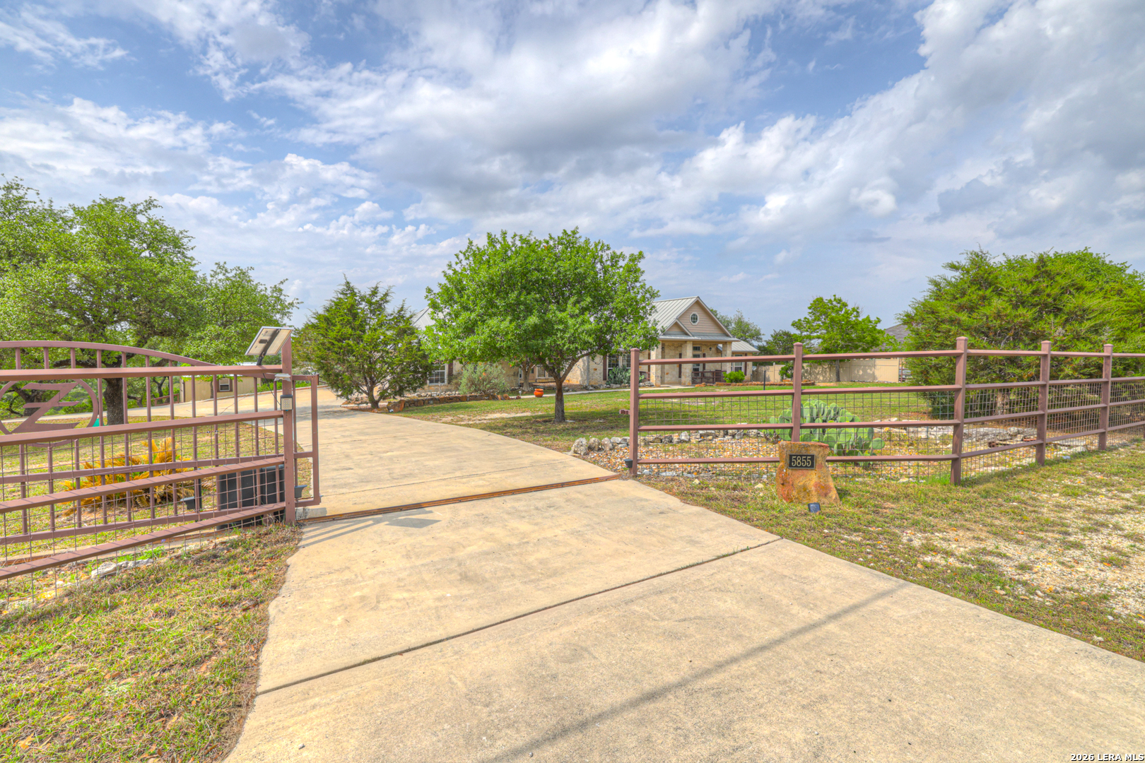 5855 Temerity Way Bulverde, TX 78163 - Photo 6 of 68