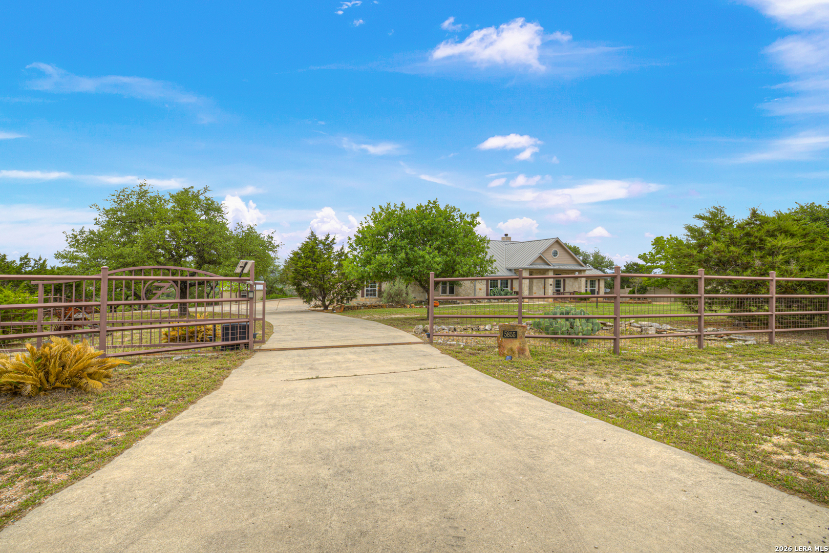 5855 Temerity Way Bulverde, TX 78163 - Photo 7 of 68