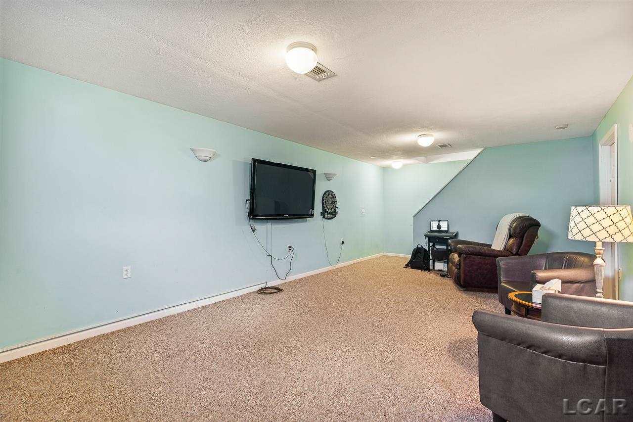 3101 Cobblestone Ridge Tecumseh, MI 49286 - Photo 23 of 36 50072249-22.JPG