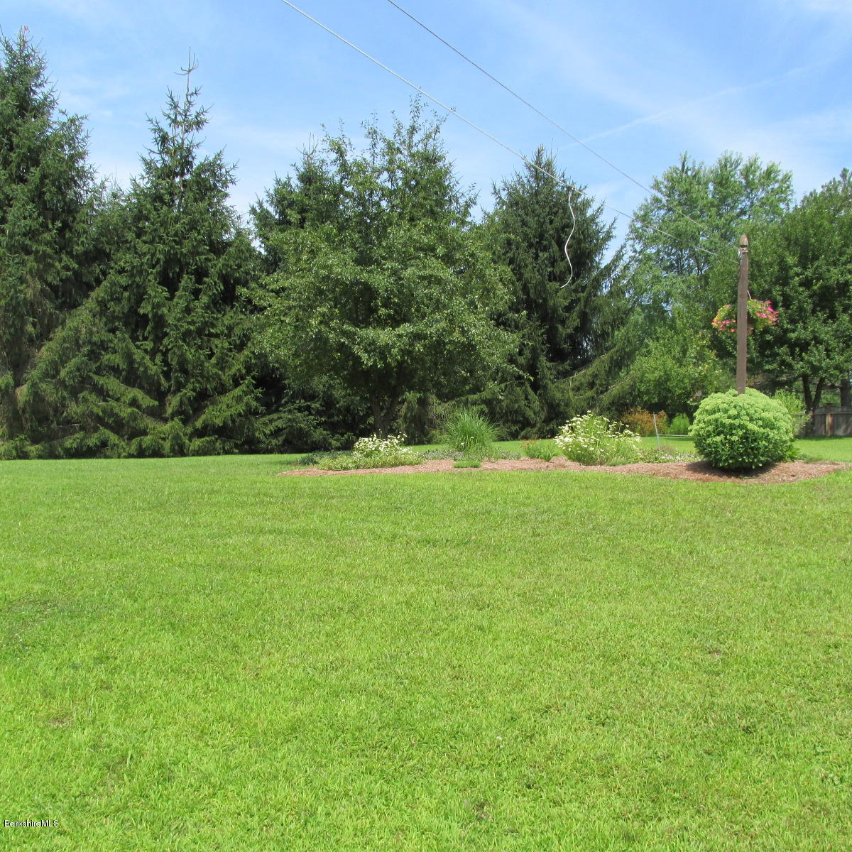19 Anthony Road Dalton, MA 01226 - Photo 3 of 46 IMG_2001