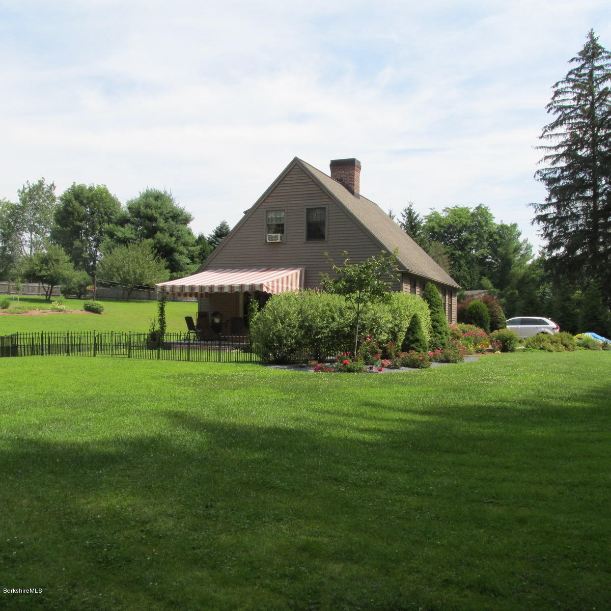 19 Anthony Road Dalton, MA 01226 - Photo 4 of 46 IMG_2004