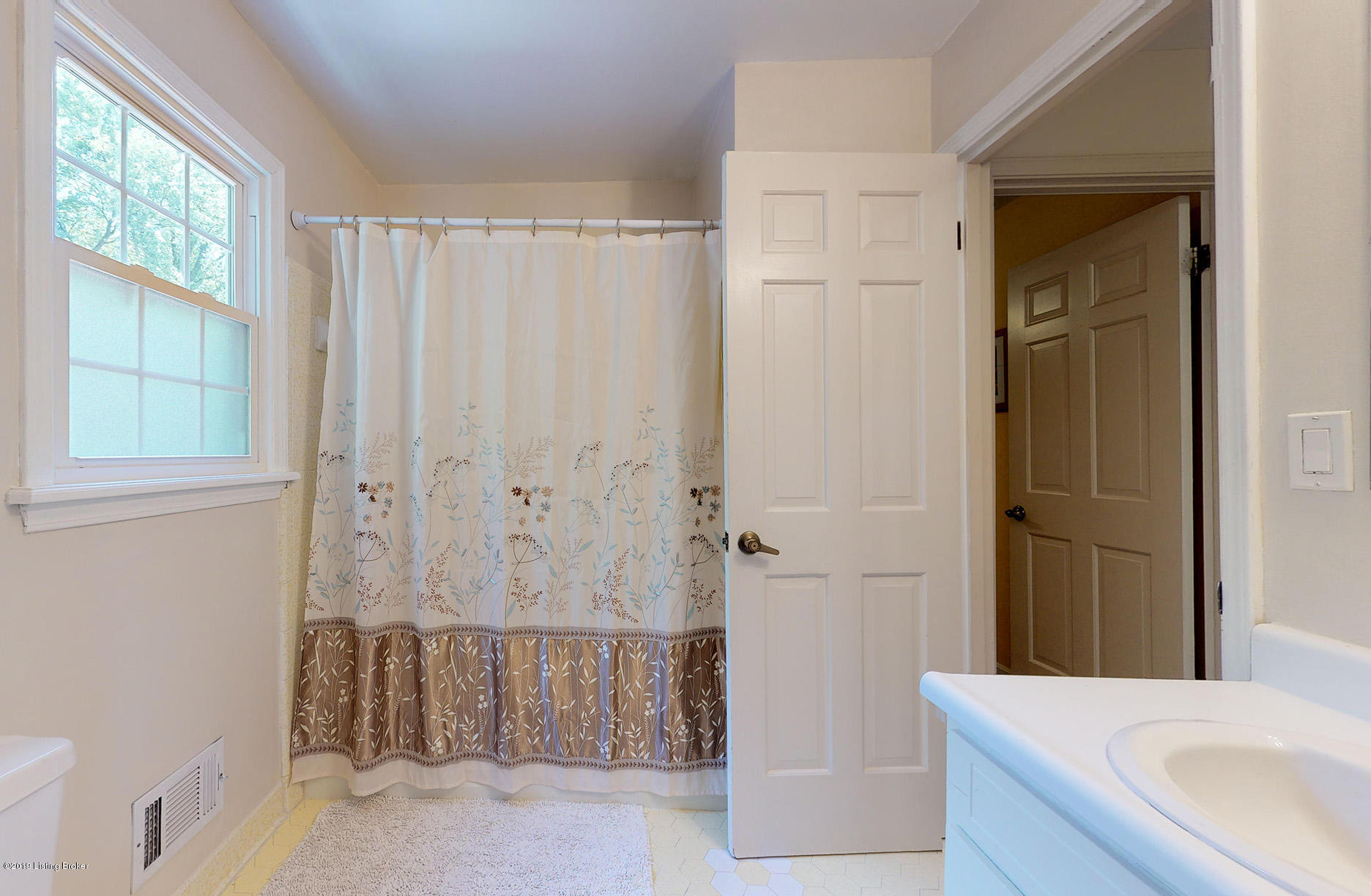 3012 Lexham Road Louisville, KY 40220 - Photo 47 of 61 3012-Lexham-Rd-047