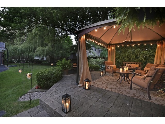 485 Willow Road Winnetka, IL 60093 - Photo 3 of 25