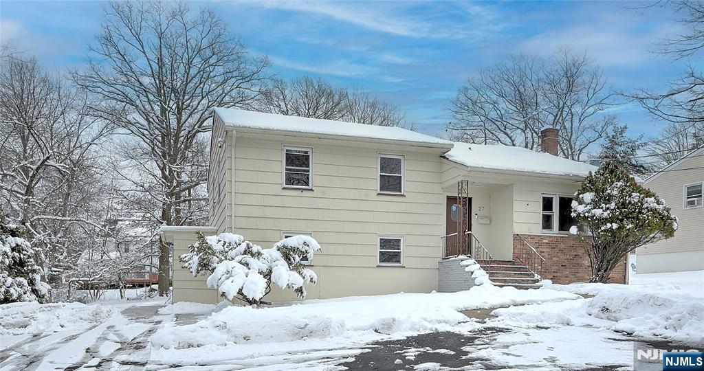 27 Old Short Hills Road West Orange, NJ 07052 - Photo 1 of 35