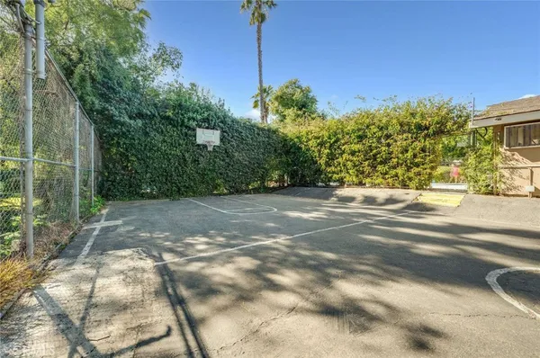 $3,200 | 623 East Matchwood Place, Azusa, CA 91702