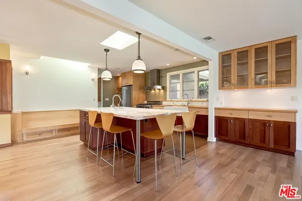 $12,500 | 2670 Carmar Drive, Los Angeles, CA 90046