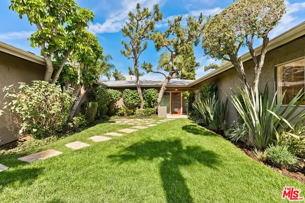 $12,500 | 2670 Carmar Drive, Los Angeles, CA 90046