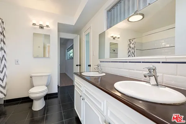 $12,500 | 2670 Carmar Drive, Los Angeles, CA 90046