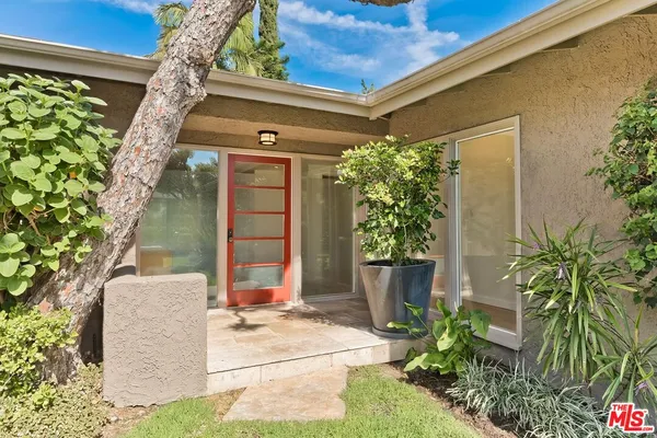 $12,500 | 2670 Carmar Drive, Los Angeles, CA 90046