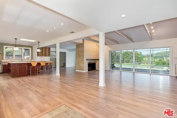 $12,500 | 2670 Carmar Drive, Los Angeles, CA 90046