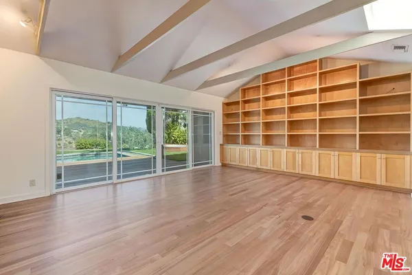 $12,500 | 2670 Carmar Drive, Los Angeles, CA 90046