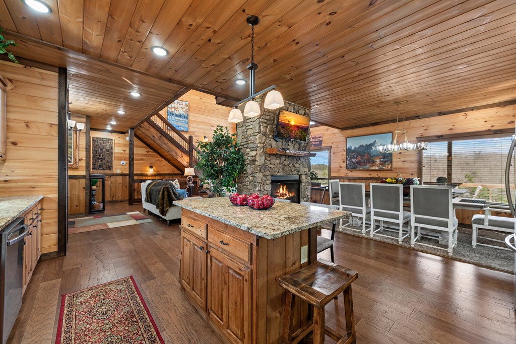 406 Hope Drive Blue Ridge, GA 30513 - Photo 14 of 73