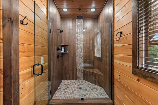 $1,395,000 | 406 Hope Drive, Blue Ridge, GA 30513