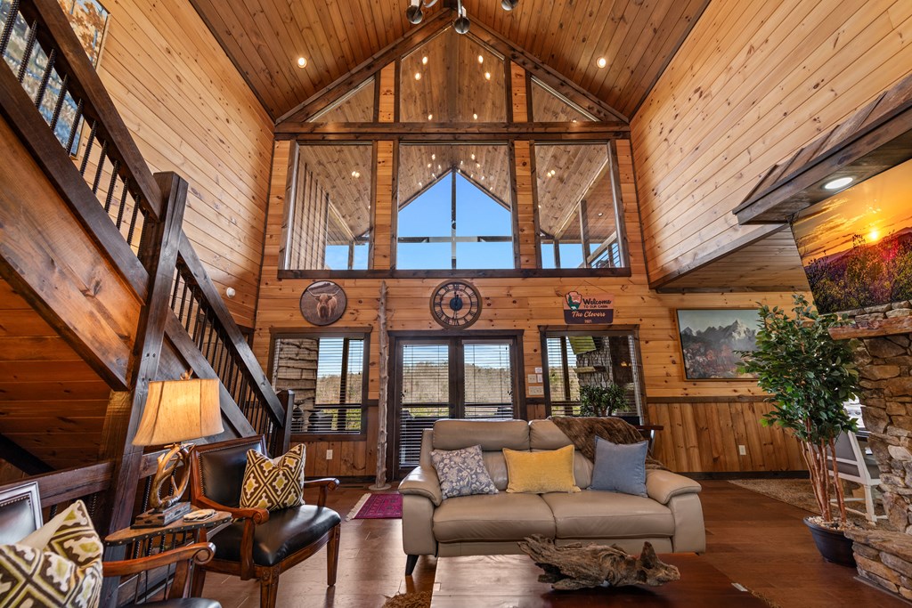 406 Hope Drive Blue Ridge, GA 30513 - Photo 3 of 73