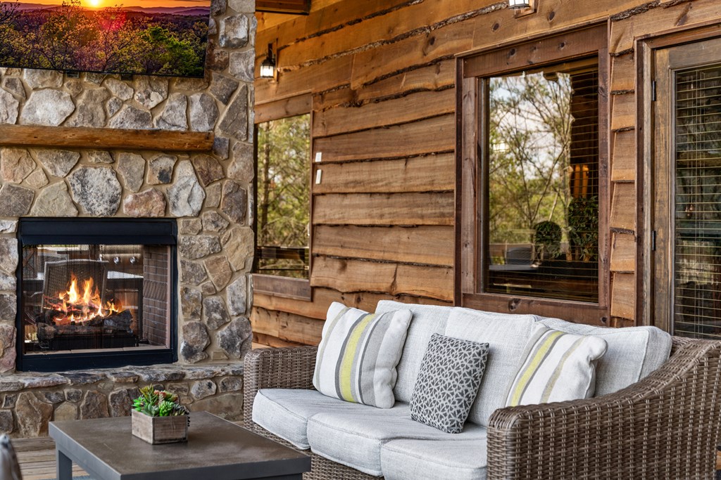 406 Hope Drive Blue Ridge, GA 30513 - Photo 31 of 73