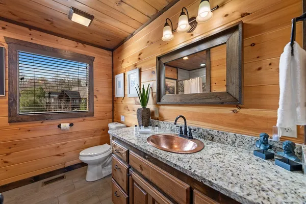 $1,395,000 | 406 Hope Drive, Blue Ridge, GA 30513